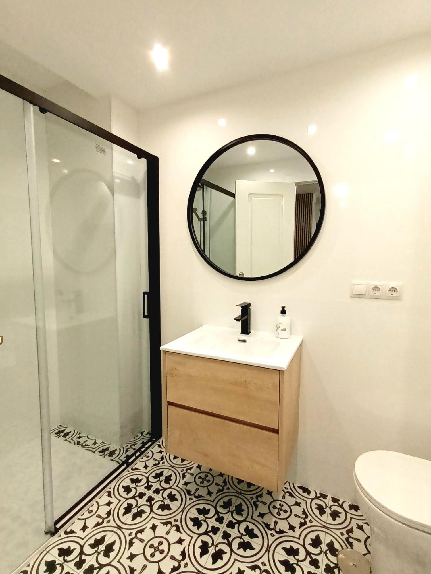 Apartamento Vacacional Cuarteles Malaga Exterior photo